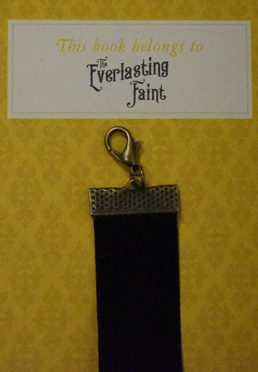 Cameo - Velvet Choker